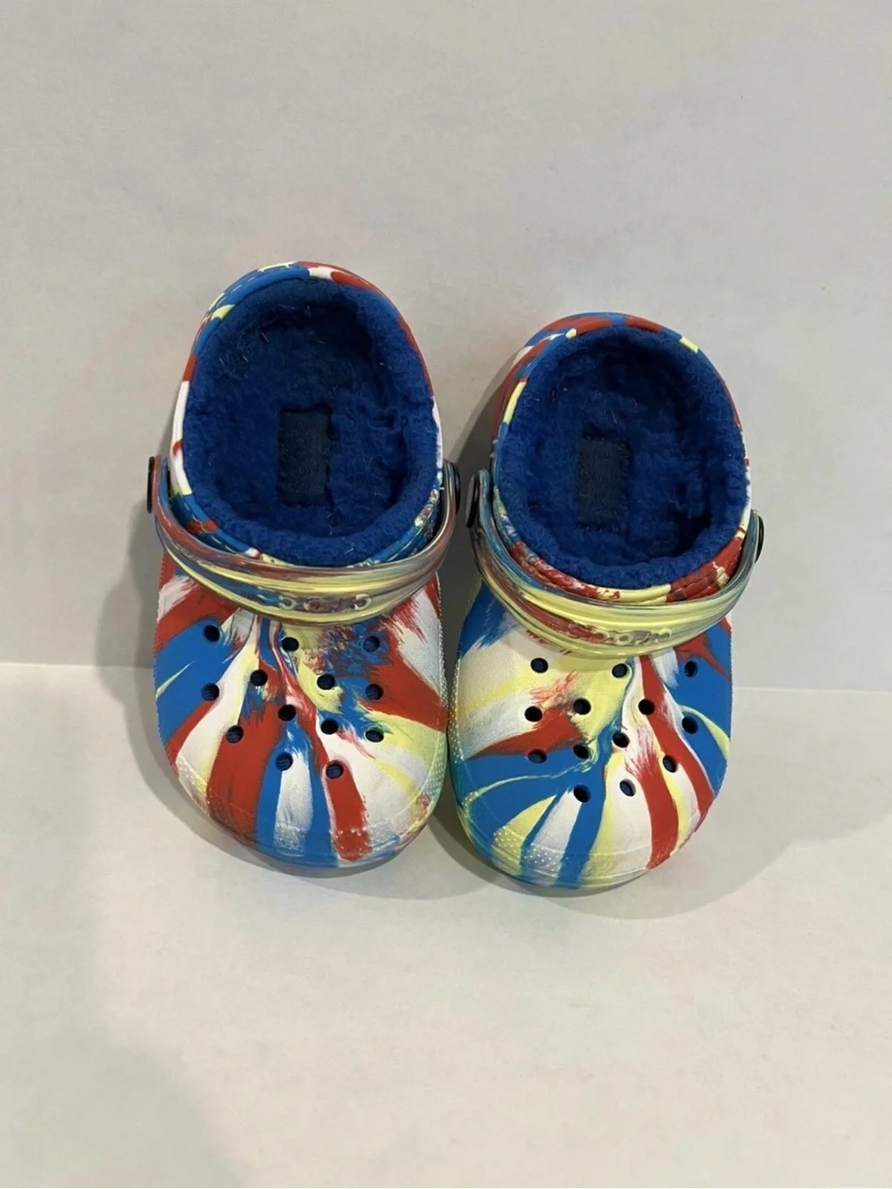 CROCS Kids Faux-Fur Clog with Red, Blue & Yellow Swirl